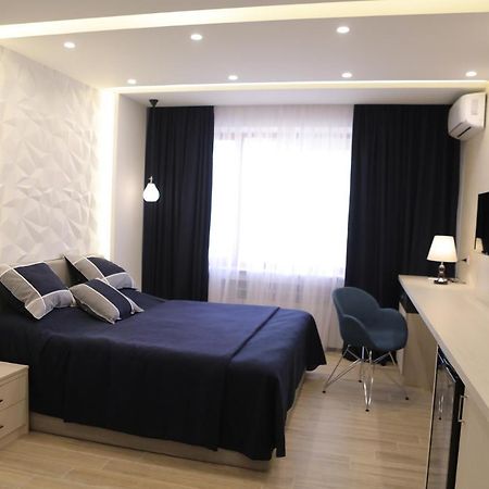 יירבאן 4Room Hotel מראה חיצוני תמונה